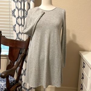 Olive & Oak striped grey/white knit dress